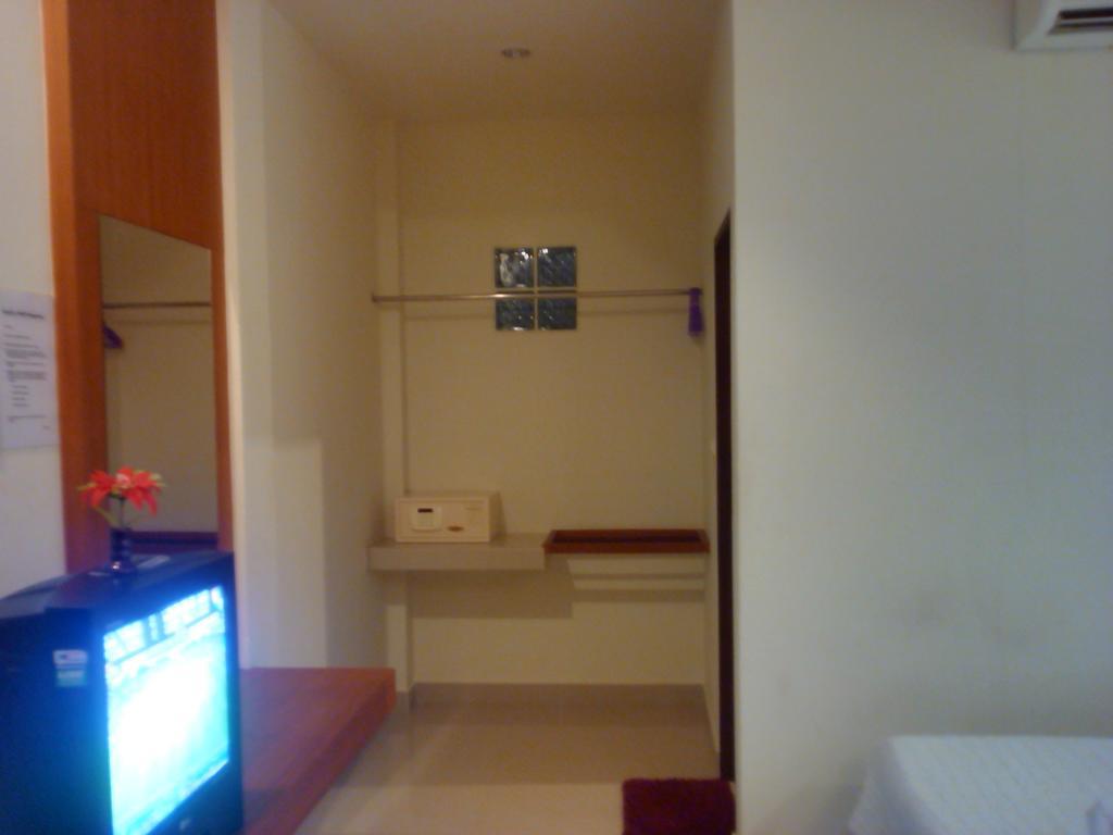 Modern Resort Haad Rin Ngoại thất bức ảnh